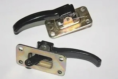 Ручка внутренняя 65115 правая / ДААЗ (4301-6105082)(КК0123)