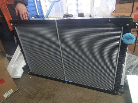 Радиатор охлаждения Shacman X3000WP13 Без рамки (без рамки 1160х750х80) (DZ97259532003)(Ф1069)